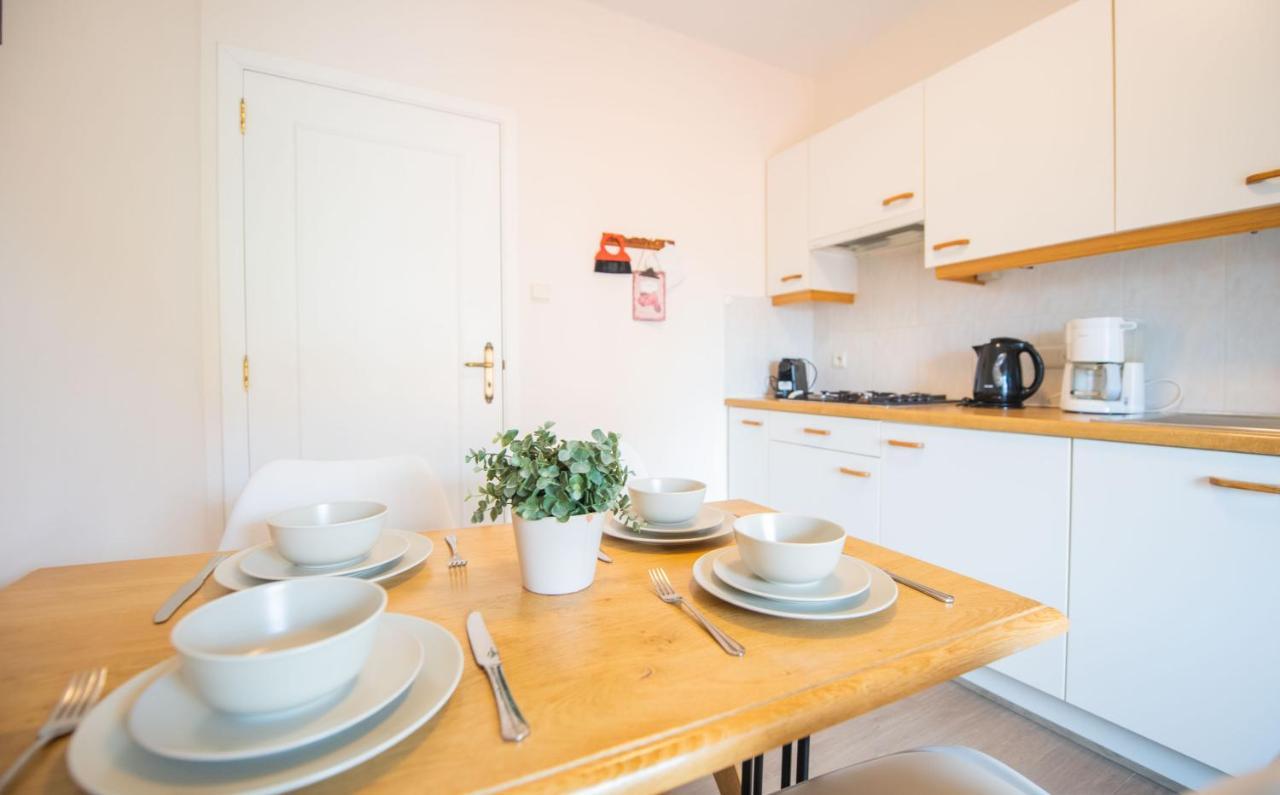 Appartementen Villa La Palette Де Хаан Екстериор снимка