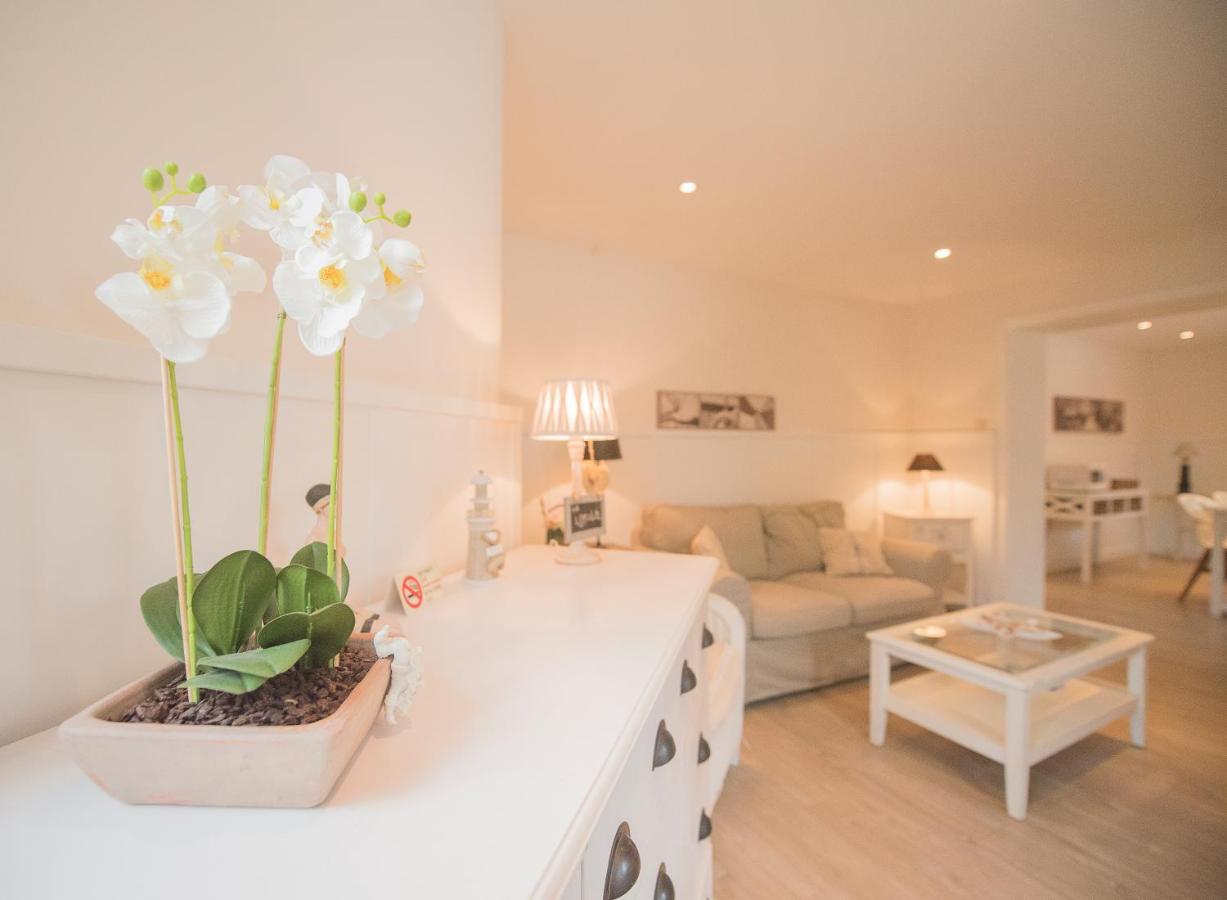 Appartementen Villa La Palette Де Хаан Екстериор снимка